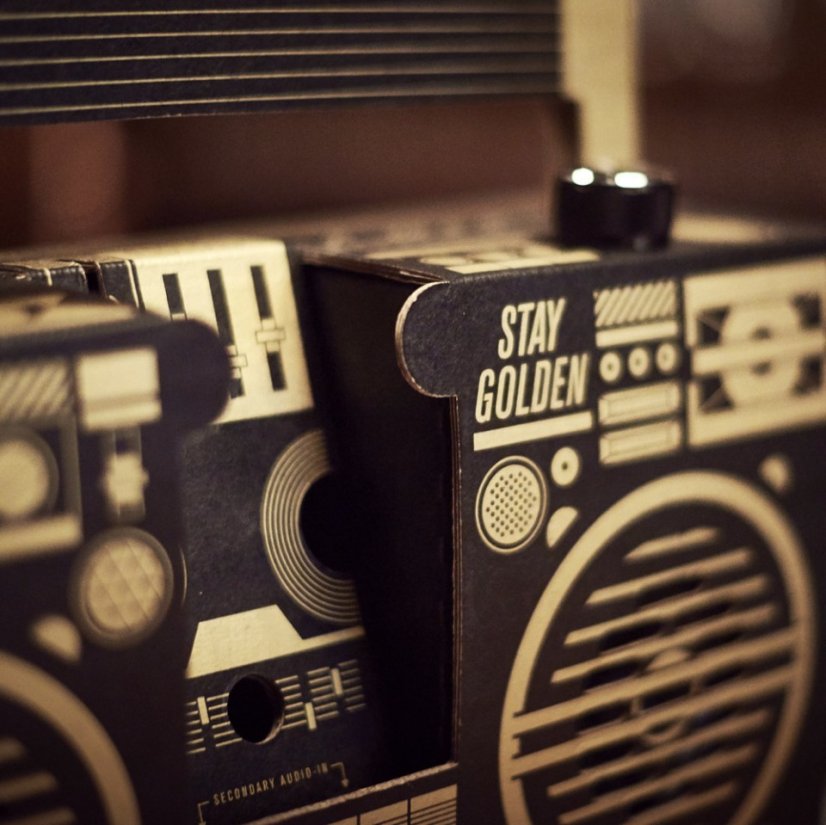 DIY kartónový bluetooth reproduktor Berlin Boombox - Druh: Yo! MTV Raps Boombox