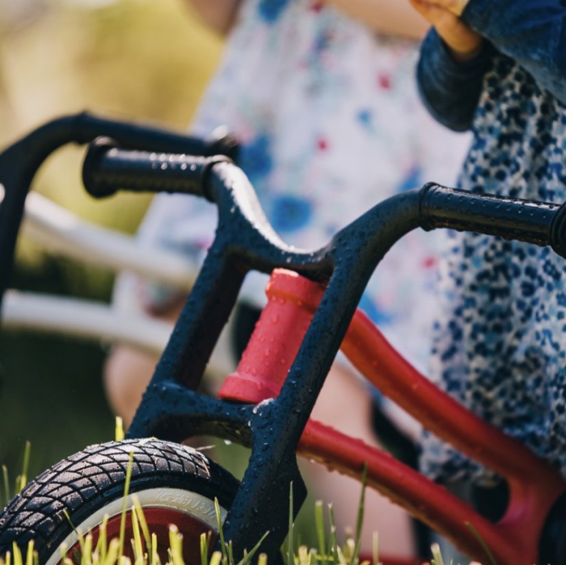 Odrážadlo a trojkolka z recyklovaného plastu Wishbone Bike R2 - Druh: RE2 3v1 čierne