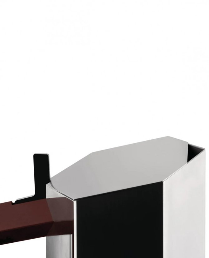 Kávovar na espresso Menhir od Alessi