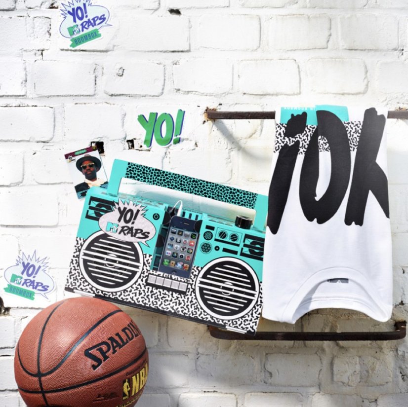 DIY kartónový bluetooth reproduktor Berlin Boombox - Druh: Yo! MTV Raps Boombox