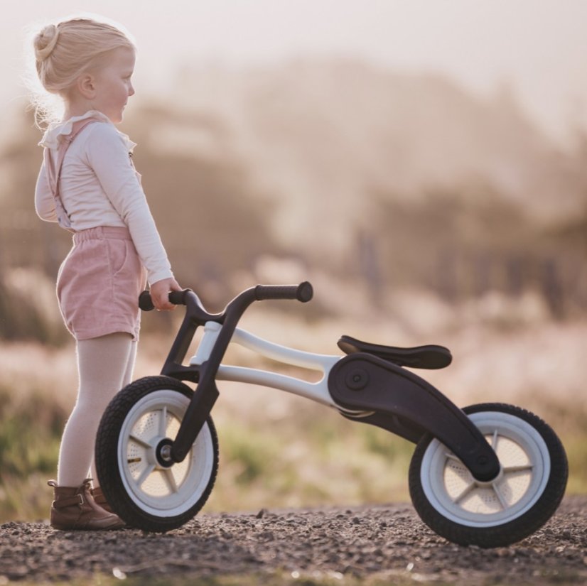 Odrážadlo a trojkolka z recyklovaného plastu Wishbone Bike R2 - Druh: RE2 3v1 čierne