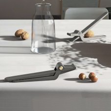 Luskáčik na orechy Sweetheart od Alessi