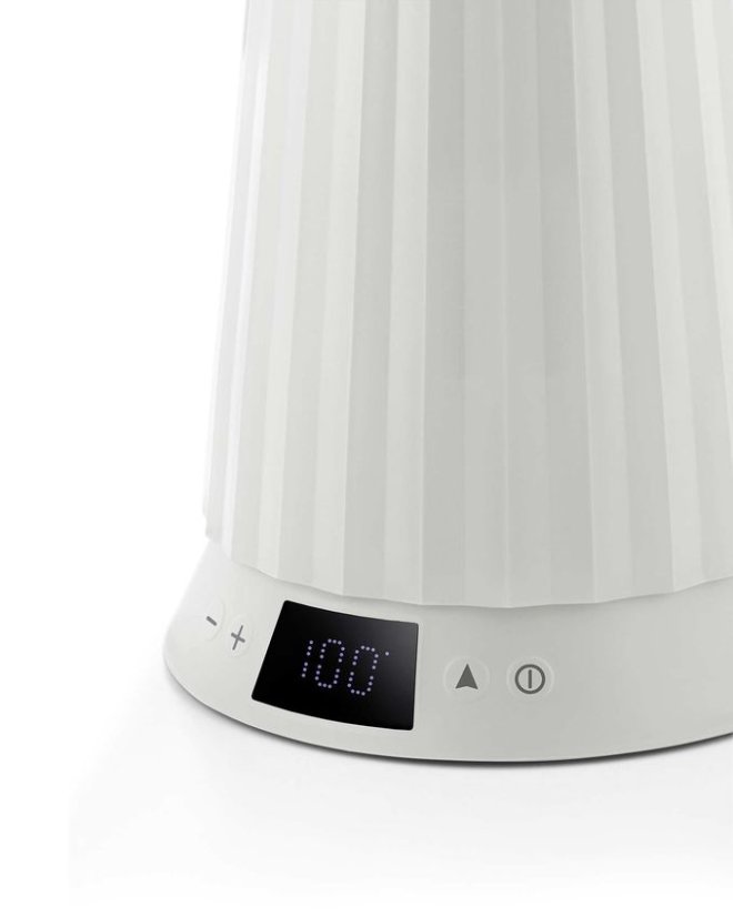 Elektrická kanvica Plissé s reguláciou teploty od ALESSI