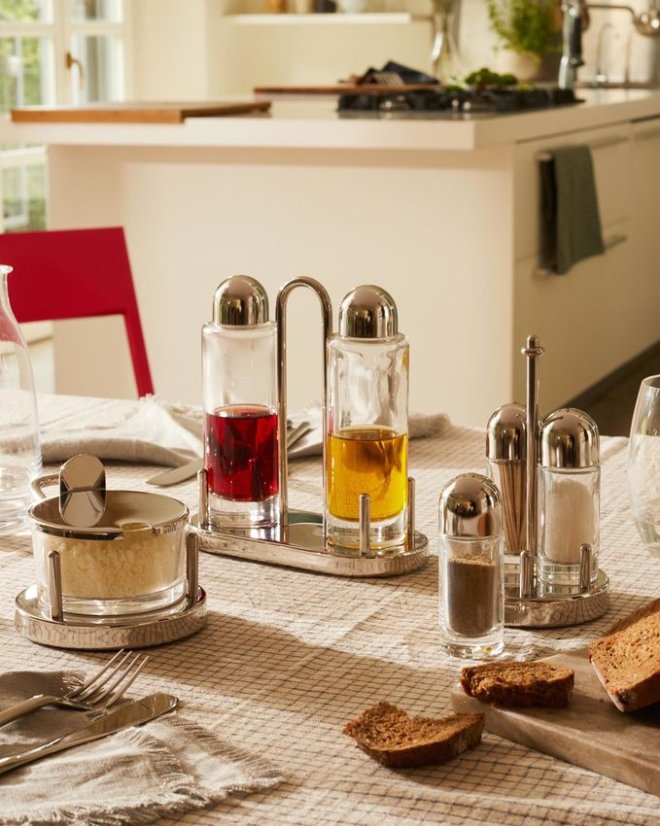 Dizajnová dóza na parmezán od ALESSI