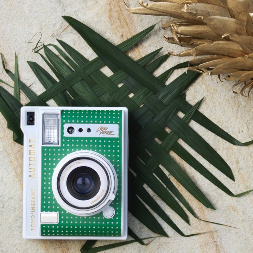 Instantný fotoaparát Lomo Instant Automat od Lomography Cabo Verde (zelený)