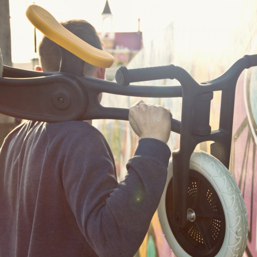 Doplnky k odrážadlu a trojkolke z recyklovaného materiálu od Wishbone