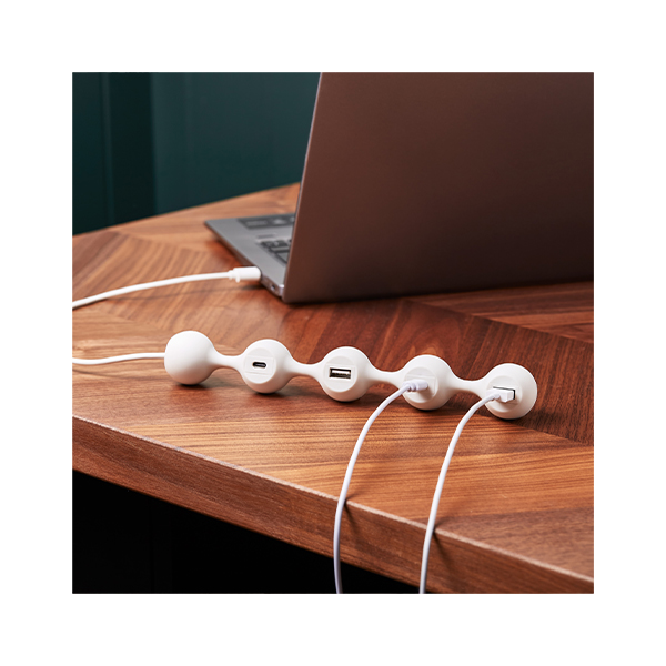 Šikovný USB rozvádzač PEAS HUB-C od LEXON - Farba: Čierna