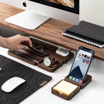 Dizajnové doplnky pre organizáciu pracovného stola – harmónia funkcie a estetiky.