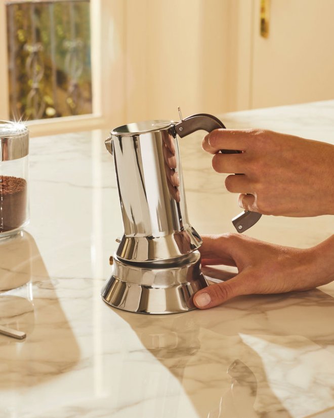 Espresso kávovar z nerezu od ALESSI