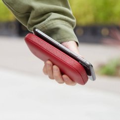 Bezdrôtová powerbanka a 360° reprák v jednom Powersound od Lexon